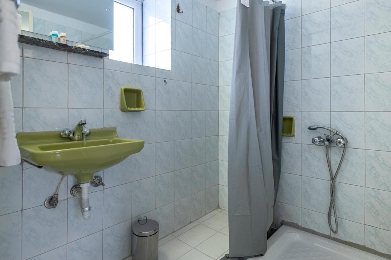 אתונה Roy Hotel מראה חיצוני תמונה